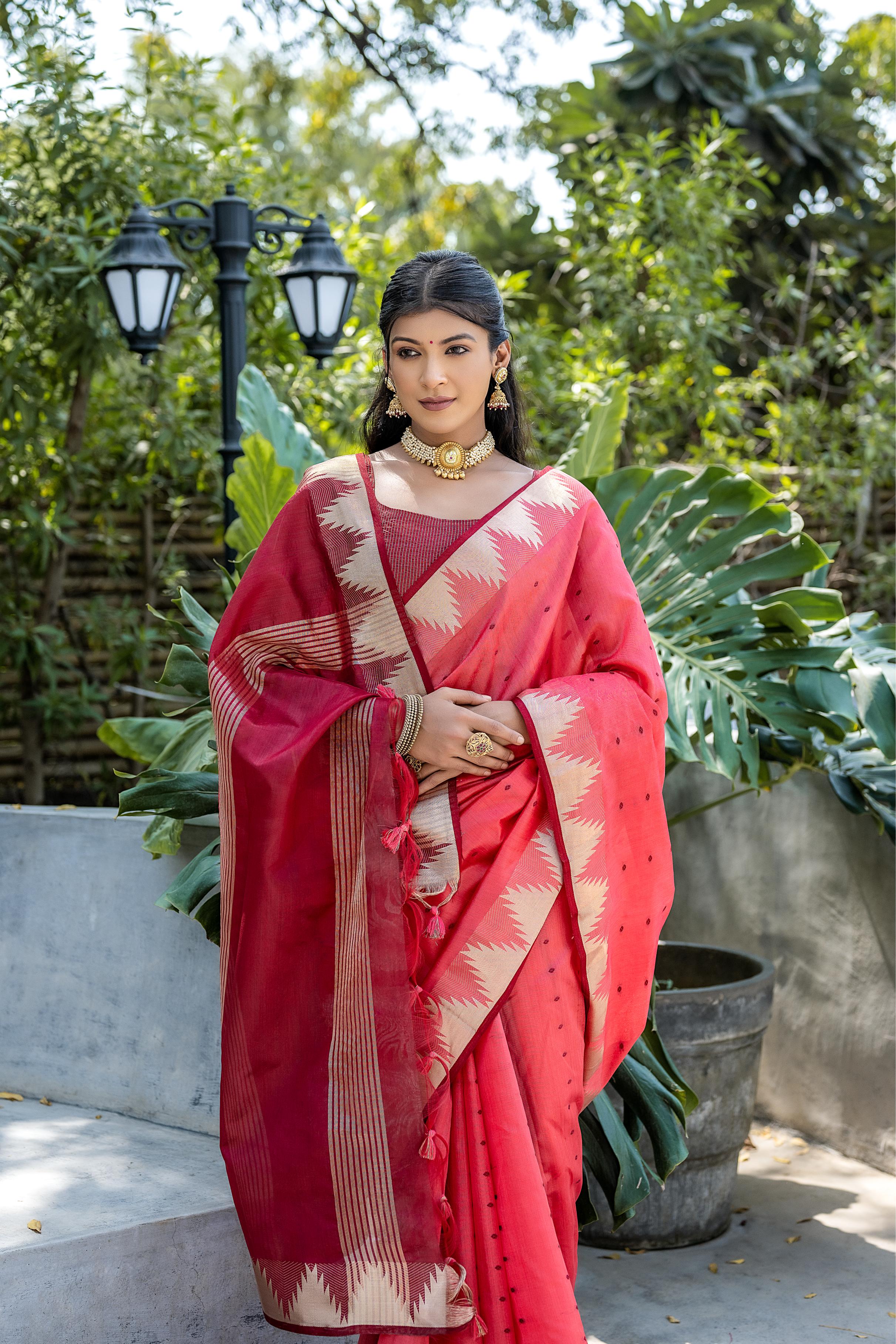 Tussar Raw Silk Weaving Saree - GAJARI