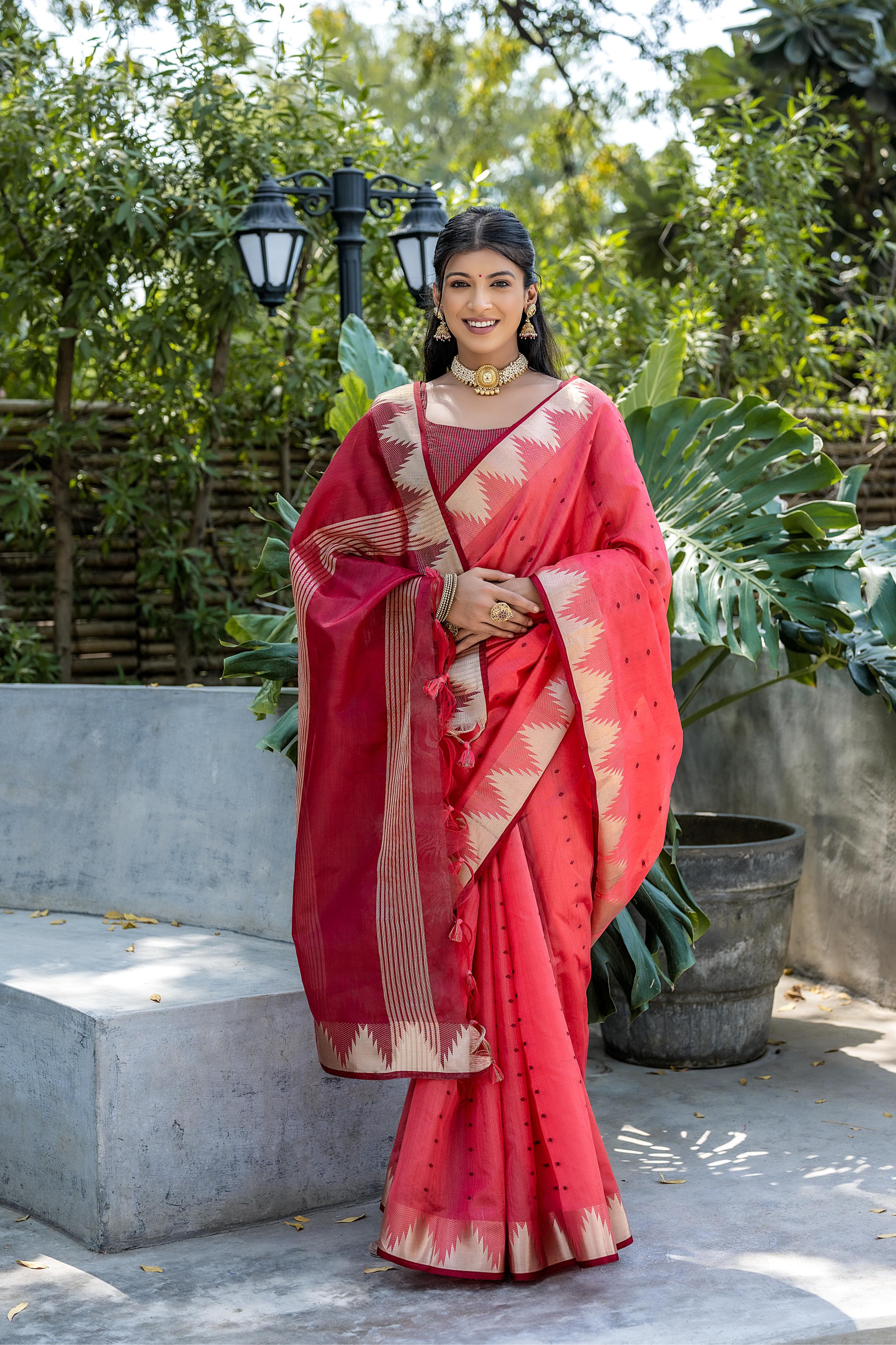Tussar Raw Silk Weaving Saree - GAJARI