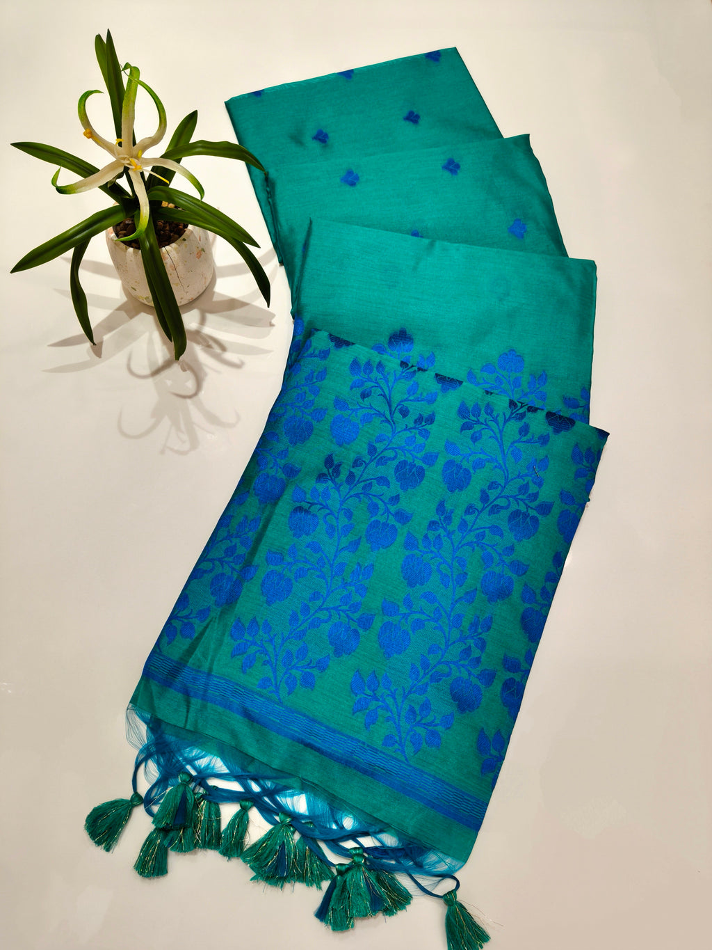 Tussar Raw Silk Floral Weaving Saree - FIROZI