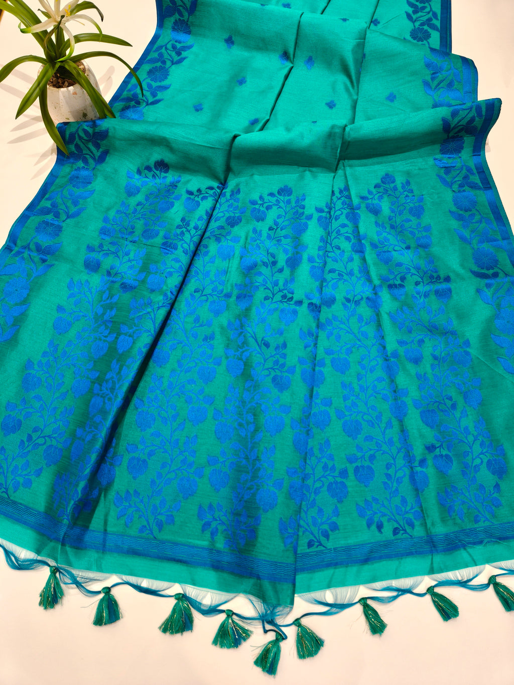 Tussar Raw Silk Floral Weaving Saree - FIROZI