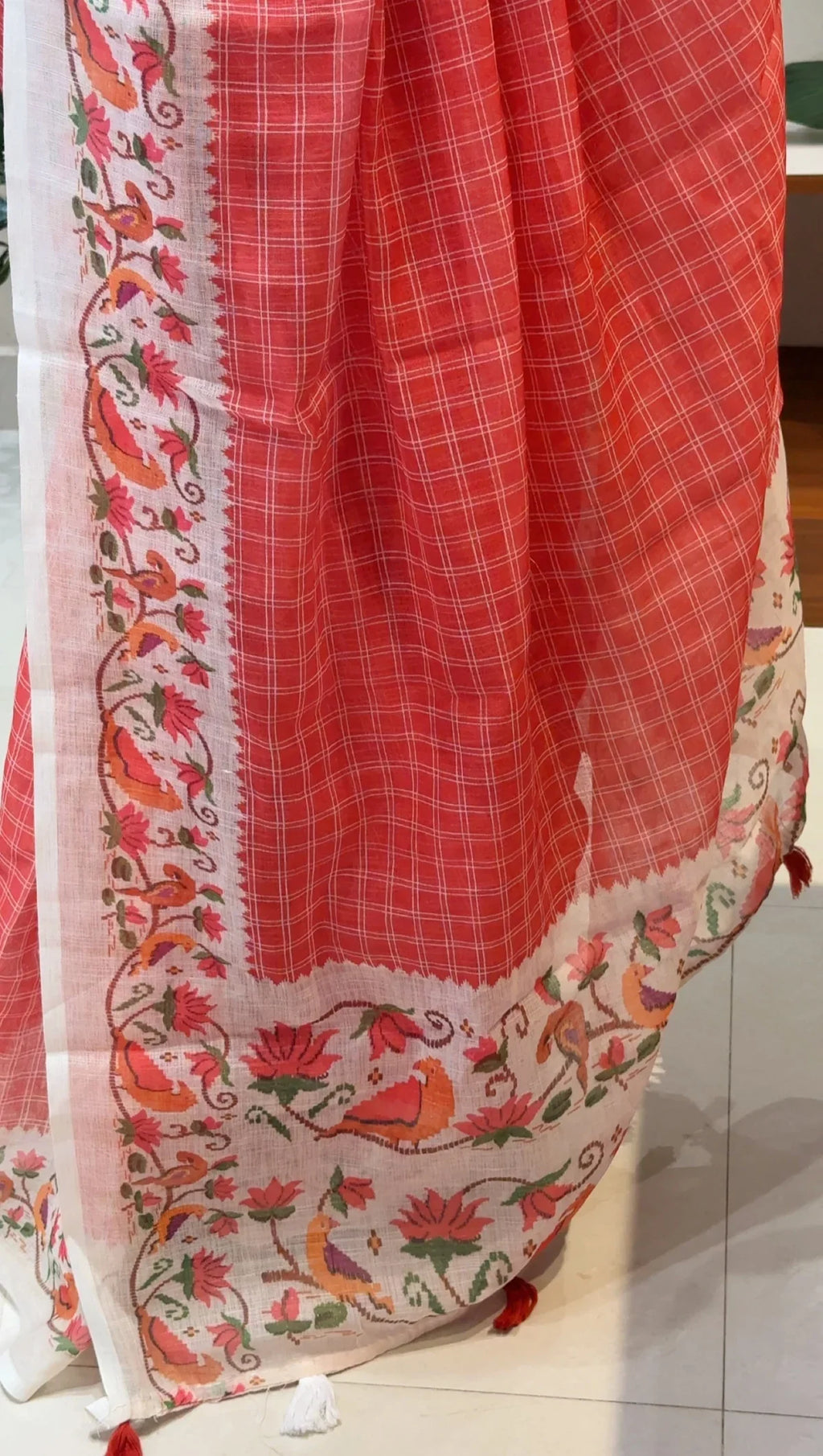 Premium Linen Cotton Saree with Floral Printed Border - GAJARI