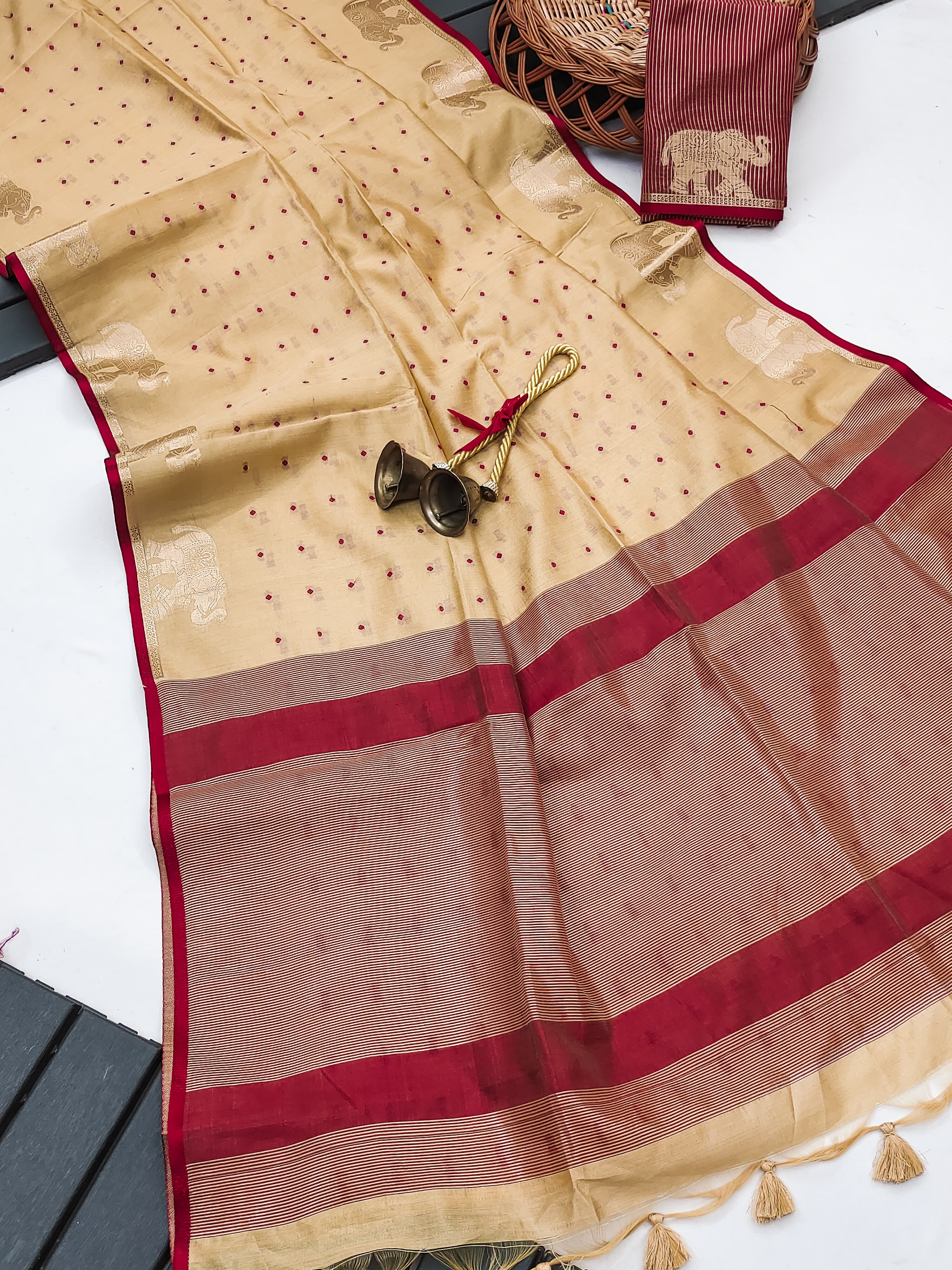 Tussar Elephant Raw Silk Weaving Saree - CHIKU