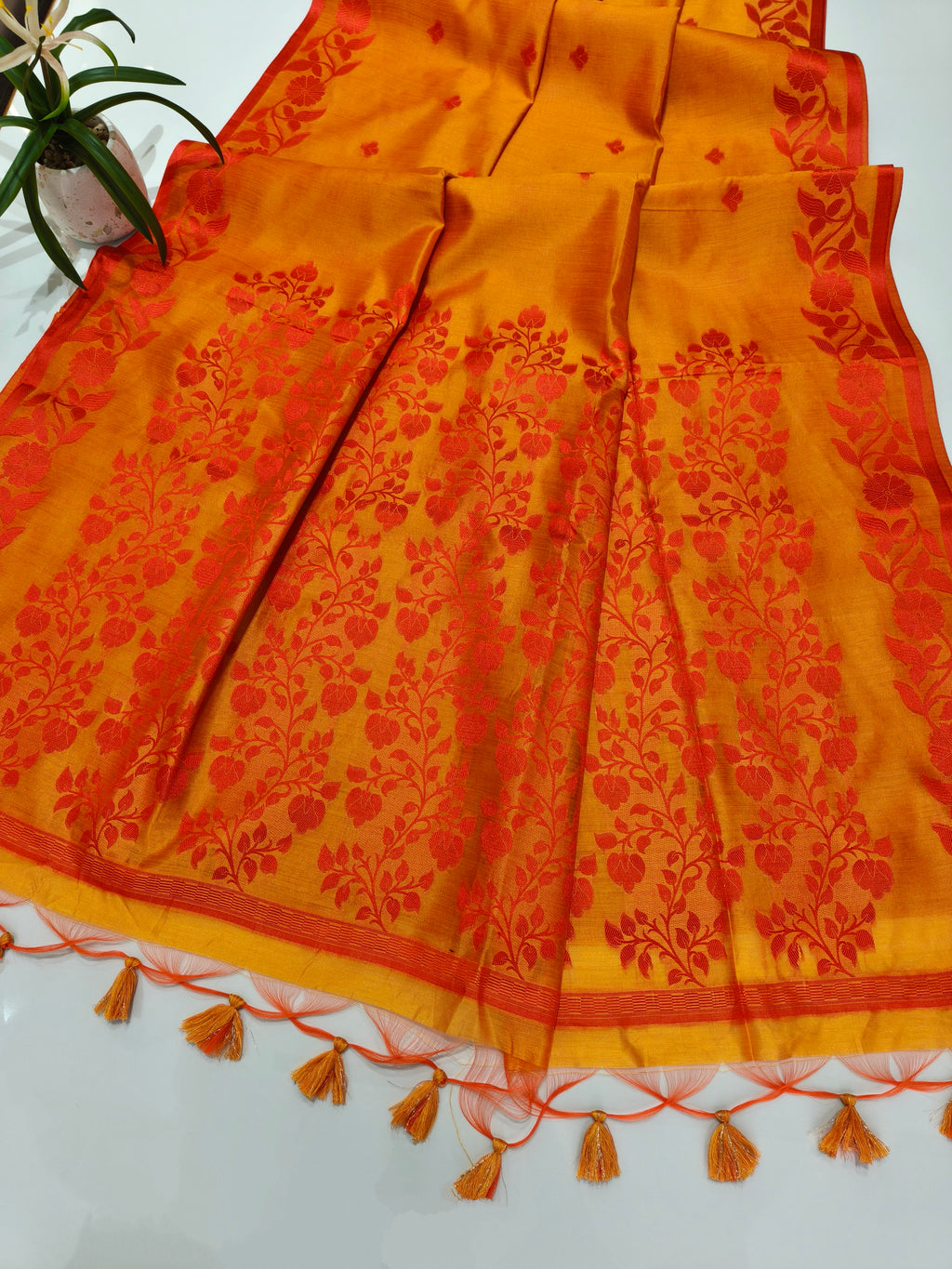 Tussar Raw Silk Floral Weaving Saree - ORANGE