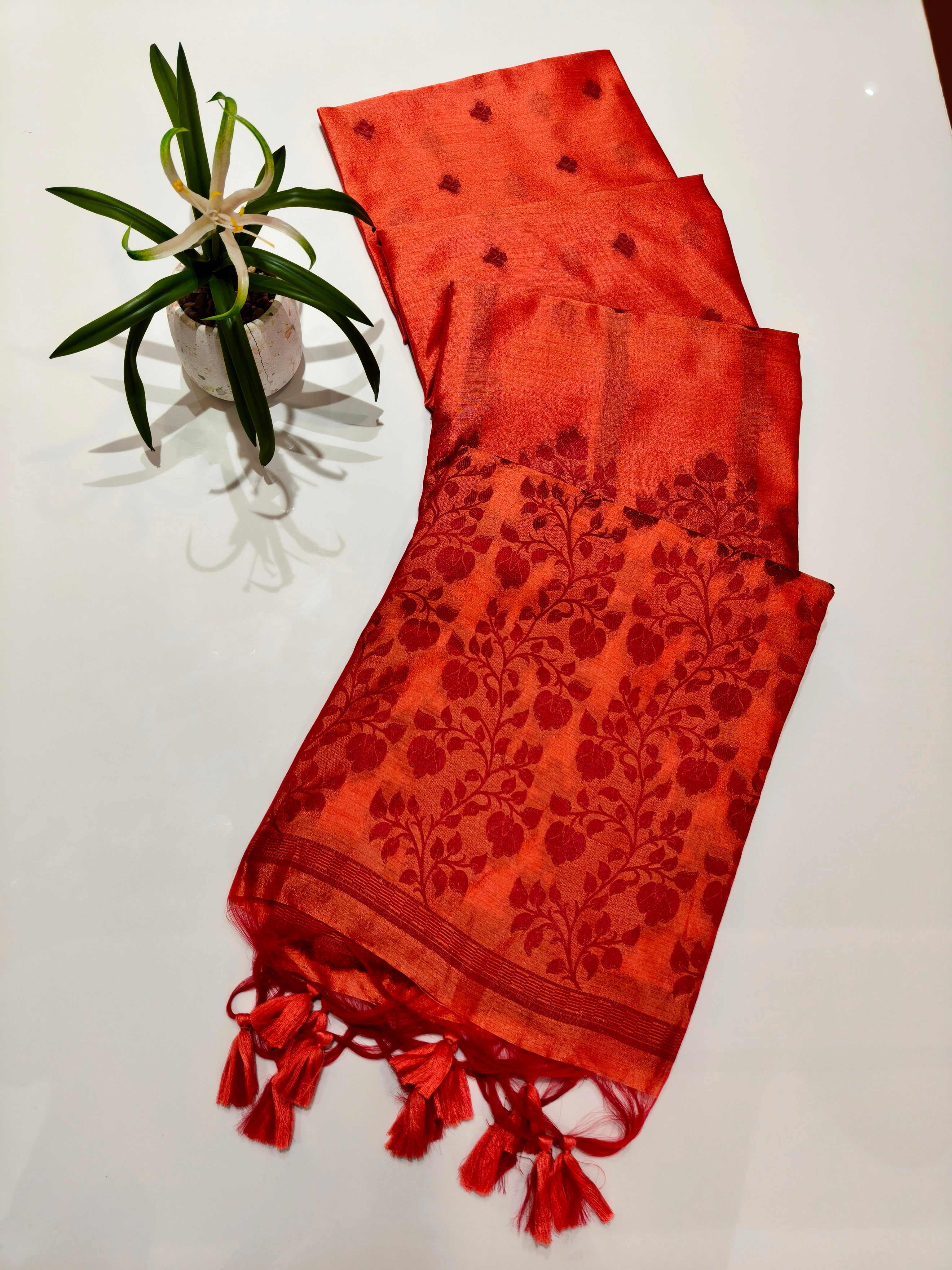 Tussar Raw Silk Floral Weaving Saree - PEACH