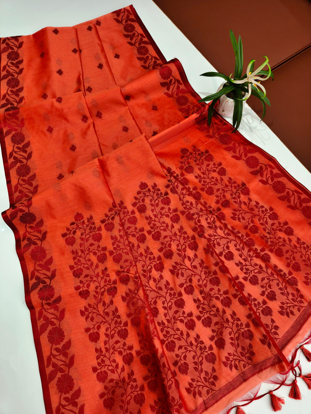 Tussar Raw Silk Floral Weaving Saree - PEACH