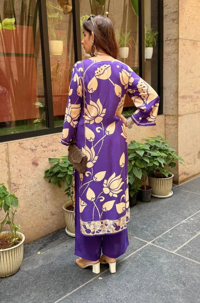 Folk Art Inspired Printed Straight Kurta Set With Pants - PURPLE