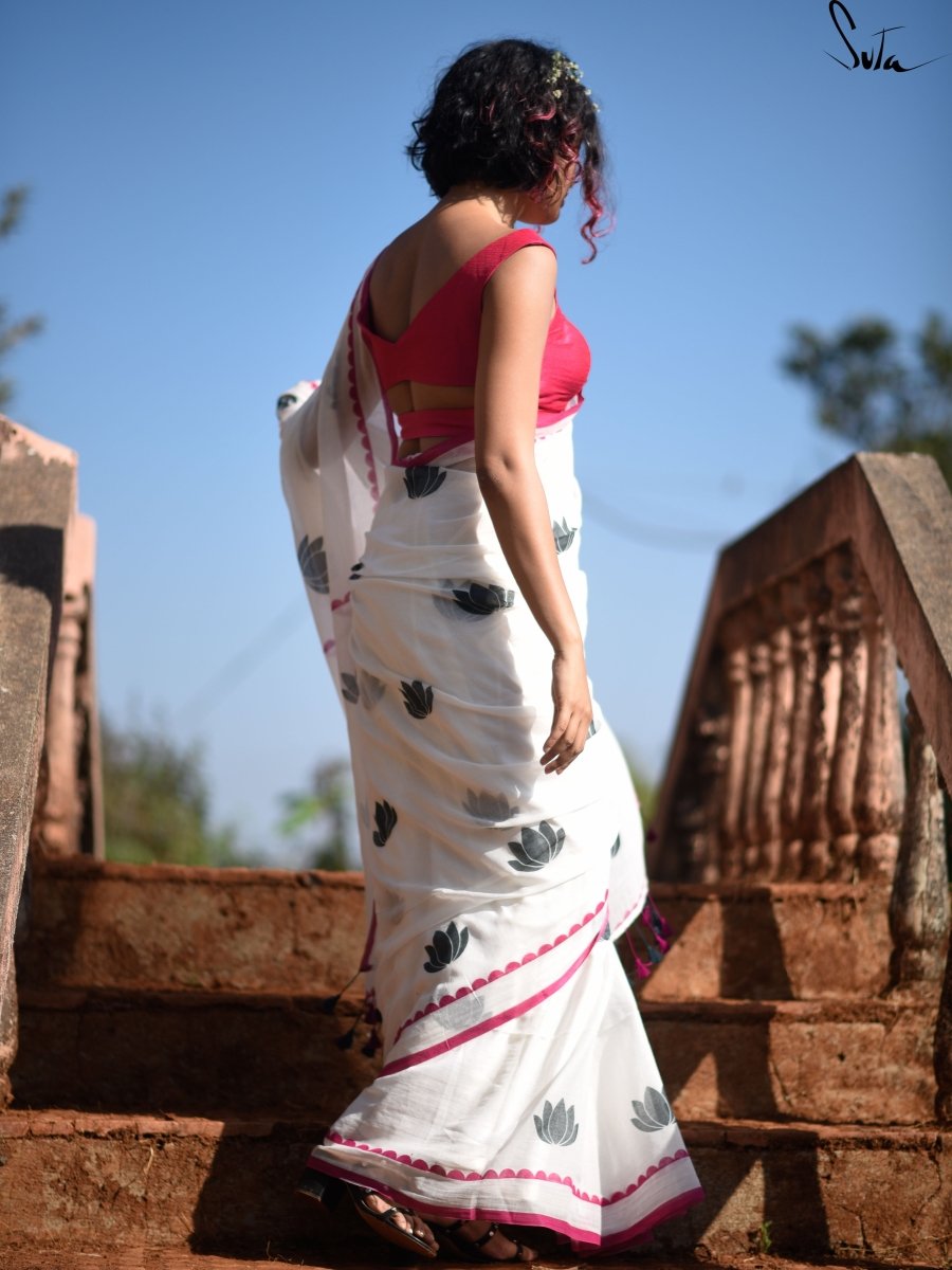 White Mulmul Cotton Floral Print Saree With Tassels