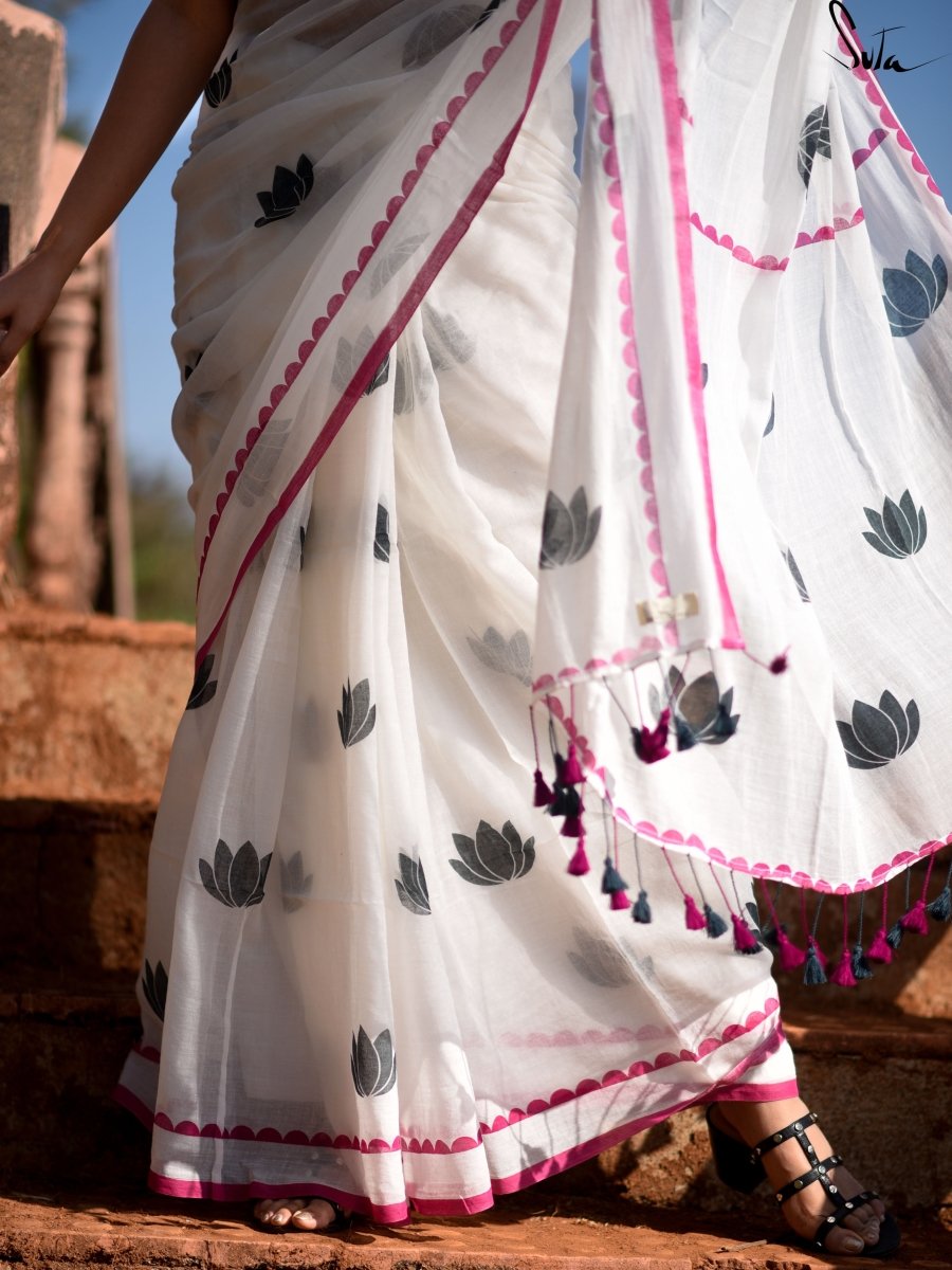 White Mulmul Cotton Floral Print Saree With Tassels